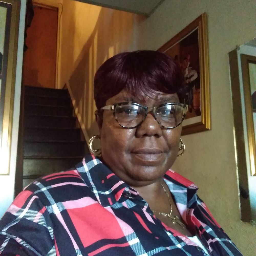Meet your Posher, Sylvia